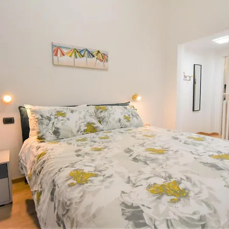 Nolo Flat By Interhome ميلان